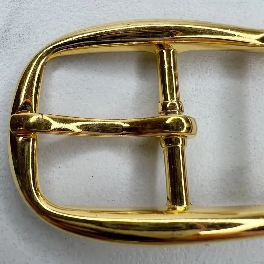 Vintage Gold Tone Simple Basic Belt Buckle for up to 1 Inch Belt
